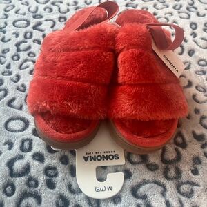 Sonoma Women's Fuzzy Red Flats